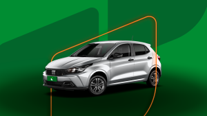 Fiat Argo cinza em destaque com fundo nas cores da Localiza Seminovos, ressaltando o design moderno do hatch compacto.
