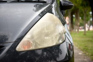 damaged-and-blurred-headlight