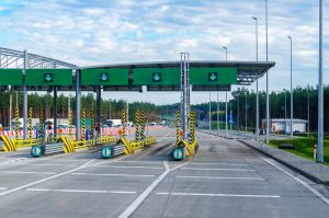 modernhighwaytollplazawithopenlaneselectronictollcollection