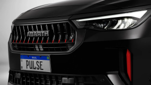 fiat-pulse-abarth-frontal-detalhes