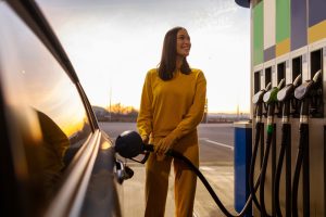 Abastecimento, colocar gasolina, E32