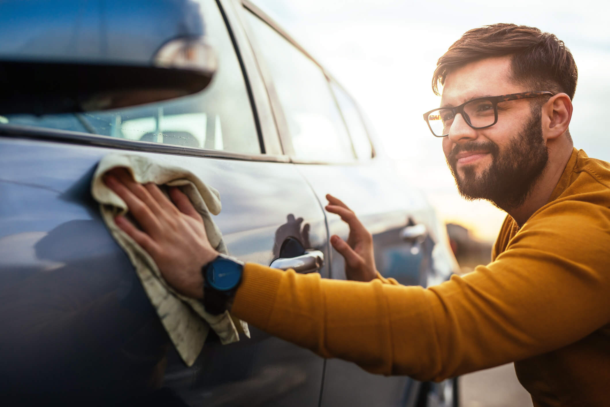 10 práticas que estragam a pintura do carro e como evitá-las