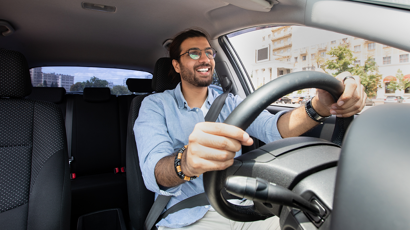 Como dirigir carro automático: guia com dicas e truques